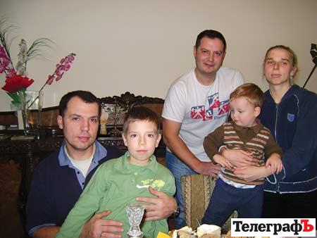 Про настрої українських емігрантів, рівень життя та польських бомжів.