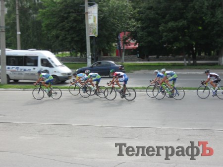 ВЕЛОСПОРТ. Чемпионат Украины среди юниоров. В Кременчуге прошла многодневная гонка.