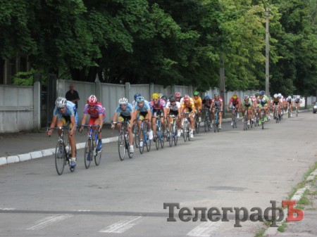 ВЕЛОСПОРТ. Чемпионат Украины среди юниоров. В Кременчуге прошла многодневная гонка.