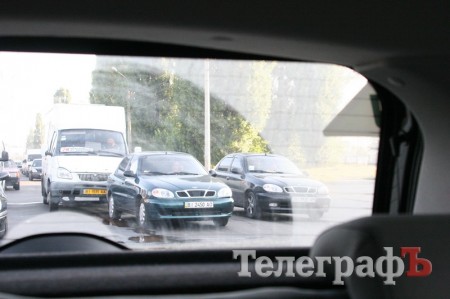 На остановке «Улица Советской Армии» столкнулись маршрутка и Daewoo (ФОТО)