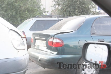 На остановке «Улица Советской Армии» столкнулись маршрутка и Daewoo (ФОТО)