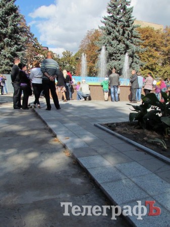 В сквере «Октябрьский» заработал фонтан