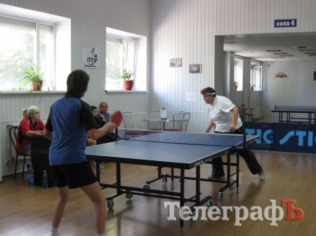 НАСТОЛЬНЫЙ ТЕННИС. Игорь Шиндель и Руслана Копычко стали победителями открытого чемпионата Кременчуга по настольному теннису.