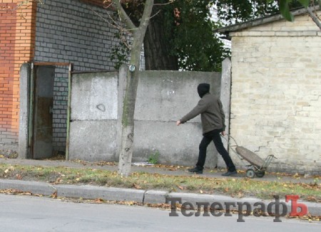 Як «ТелеграфЪ» люк на металобрухт здавав