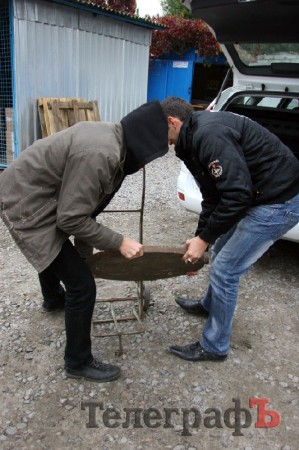 Як «ТелеграфЪ» люк на металобрухт здавав