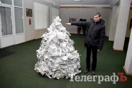 В Кременчуге открылась неформатная выставка неформатных художников (ФОТО)