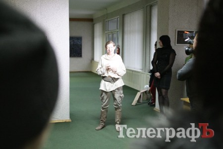 В Кременчуге открылась неформатная выставка неформатных художников (ФОТО)