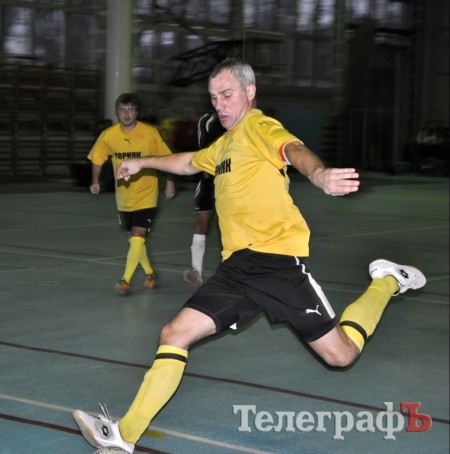 ФУТЗАЛ. Кубок им.М.Белых. Студентам палец в рот не клади…