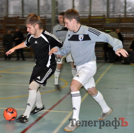 ФУТЗАЛ. Чемпионат Кременчуга. Студентам палец в рот не клади… Часть II.