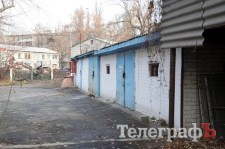 Здание на Молодежном (ул. Довженко,10)