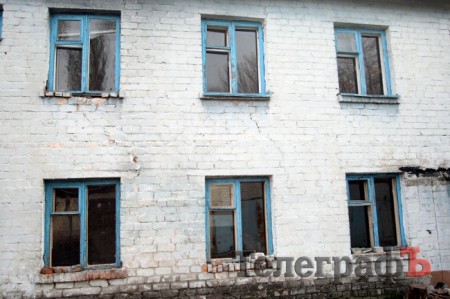 Здание на Молодежном (ул. Довженко,10)