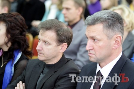 Мэр рассказал студентам КрНУ анекдот о священнике и пообещал новый каток, поющий фонтан и дисциплину в городе