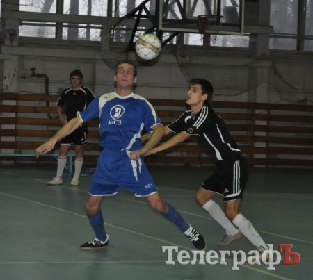 ФУТЗАЛ. Чемпионат Кременчуга. Осечка «Горняка» и второе поражение «Лукаса».