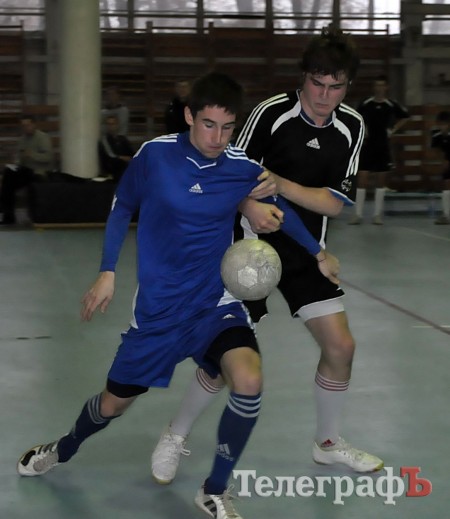 ФУТЗАЛ. Чемпионат Кременчуга. ОЛСУ и «Горняк» уходят в отрыв. Дополнено ВИДЕО.