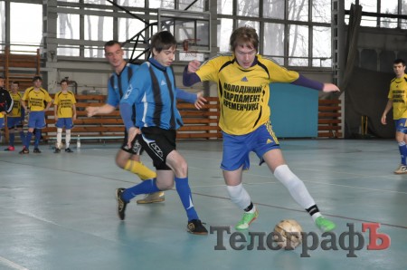 ФУТЗАЛ. Чемпионат Кременчуга. ОЛСУ и «Горняк» уходят в отрыв. Дополнено ВИДЕО.