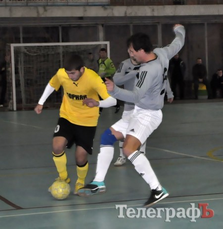 ФУТЗАЛ. Чемпионат Кременчуга. ОЛСУ и «Горняк» уходят в отрыв. Дополнено ВИДЕО.