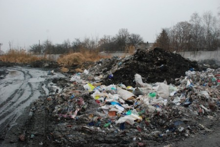 Городские власти требуют закрыть «Кременчугскую бумажную фабрику» (ФОТО)