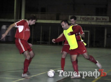 ФУТЗАЛ. Чемпионат Кременчуга. Конец двоевластию.
