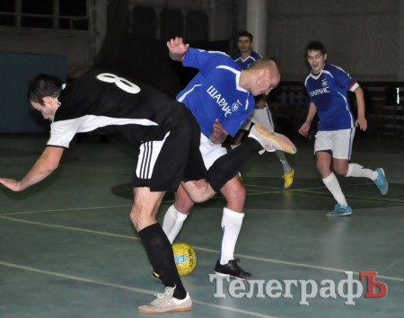 ФУТЗАЛ. Чемпионат Кременчуга. Конец двоевластию.
