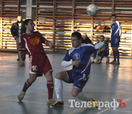 ФУТЗАЛ. Чемпионат Кременчуга. Конец двоевластию.