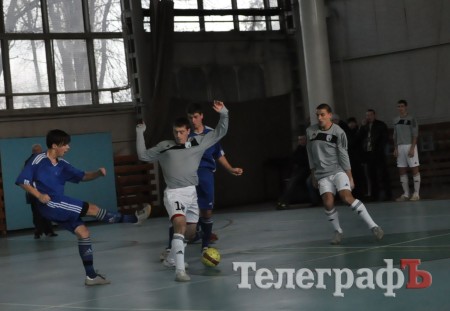 ФУТЗАЛ. Чемпионат Кременчуга. Конец двоевластию.