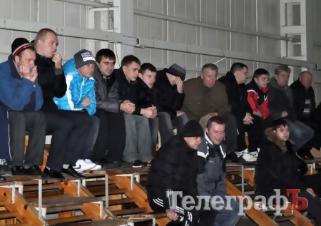 ФУТЗАЛ. Чемпионат Кременчуга. Ясно, что ничего не ясно.