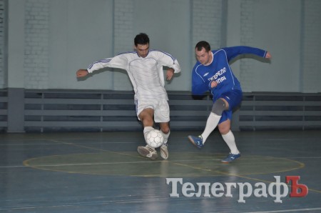 ФУТЗАЛ. Чемпионат Кременчуга. Ясно, что ничего не ясно.