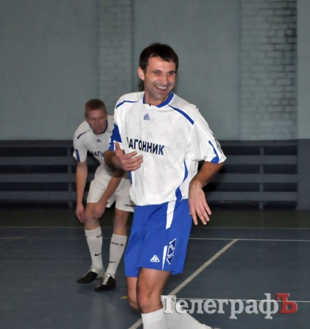 ФУТЗАЛ. Чемпионат Кременчуга. Ясно, что ничего не ясно.