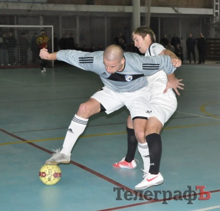 ФУТЗАЛ. Чемпионат Кременчуга. Ясно, что ничего не ясно.