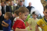 В День Святого Николая воспитанники дома ребенка получили подарки (ФОТО)