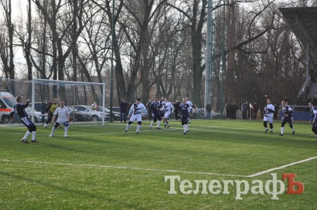 ФУТБОЛ. Команда депутатов отпраздновала первую победу.