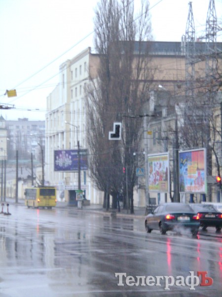 В районе электростанции установили дополнительный светофор (ФОТО)