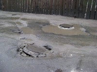 На улице Карла Маркса в Кременчуге можно поупражняться в фигурном вождении автомобиля (ФОТО)