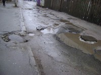 На улице Карла Маркса в Кременчуге можно поупражняться в фигурном вождении автомобиля (ФОТО)