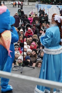 В Кременчуге открыли главную елку (ФОТОРЕПОРТАЖ)