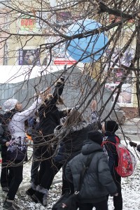 В Кременчуге открыли главную елку (ФОТОРЕПОРТАЖ)