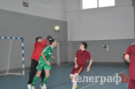 ФУТЗАЛ. Чемпионат Кременчугского района. Нешуточные страсти на «Шараде».