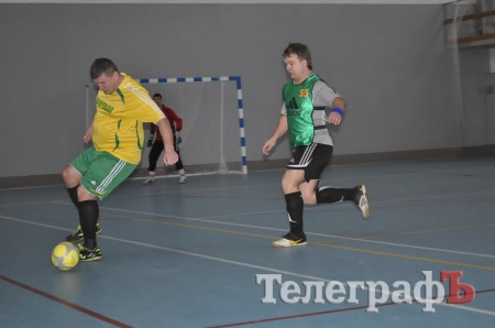 ФУТЗАЛ. Чемпионат Кременчугского района. Нешуточные страсти на «Шараде».