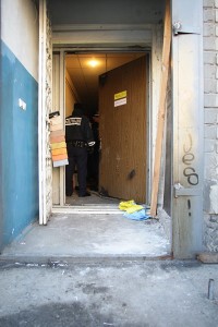 Судебные исполнители зашли в магазин «Сакс» (ФОТО, ВИДЕО)