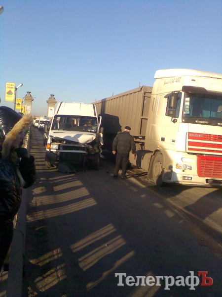 ДТП на Крюковском мосту 29.12.11 (ФОТО)