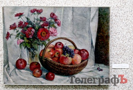 Новогодний вернисаж с ароматом клубники: выставка