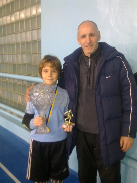 ФУТБОЛ. «Рождественские встречи» в Днепродзержинске.