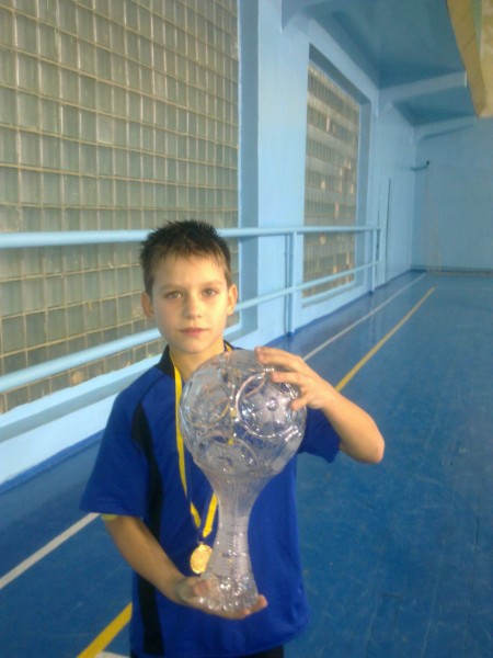 ФУТБОЛ. «Рождественские встречи» в Днепродзержинске.