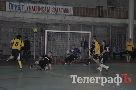 Футзал. Чемпионат Кременчуга. Айда «Штурм»!
