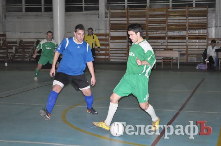 Футзал. Чемпионат Кременчуга. Айда «Штурм»!