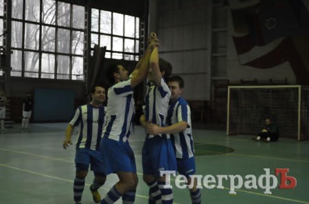 ФУТЗАЛ. Кубок Кременчуга. Сегодня стали известны очередные обладатели кубковых трофеев.
