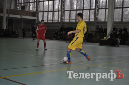 ФУТЗАЛ. Кубок Кременчуга. Сегодня стали известны очередные обладатели кубковых трофеев.