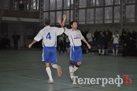 ФУТЗАЛ. Кубок Кременчуга. Сегодня стали известны очередные обладатели кубковых трофеев.