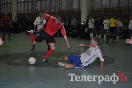 ФУТЗАЛ. Кубок Кременчуга. Сегодня стали известны очередные обладатели кубковых трофеев.