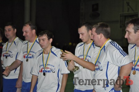 ФУТЗАЛ. Кубок Кременчуга. Сегодня стали известны очередные обладатели кубковых трофеев.